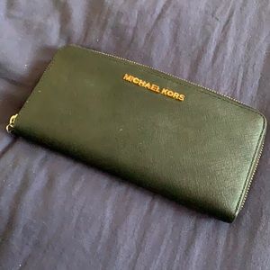 Michael Kors Wallet (Used)